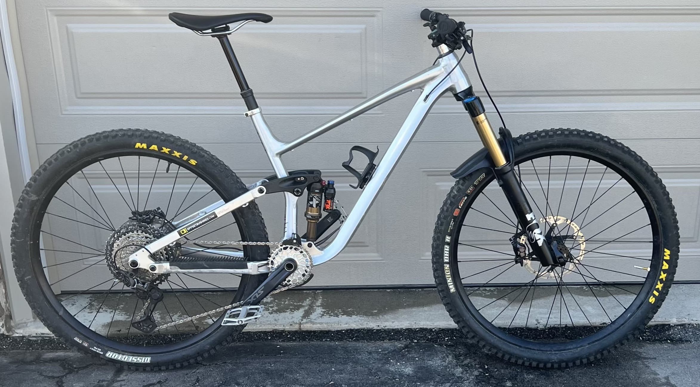 White full-suspension mountain bike